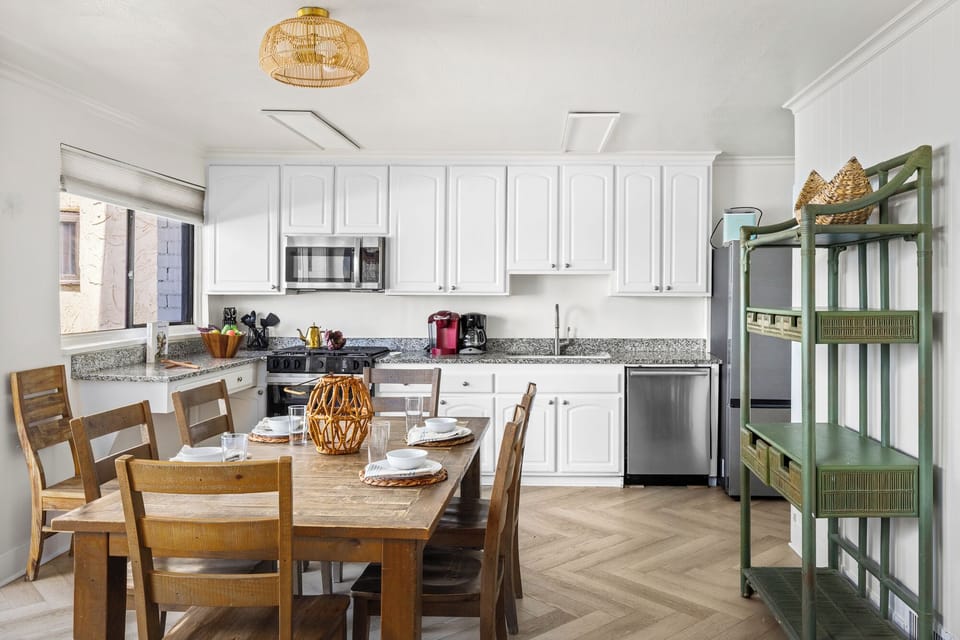 Open Concept Kitchen & Dining