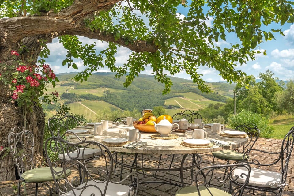 Furniture, Table, Chair, Outdoor Furniture, Kitchen & Dining Room Table, Outdoor Table, Tablecloth, Restaurant, Garden