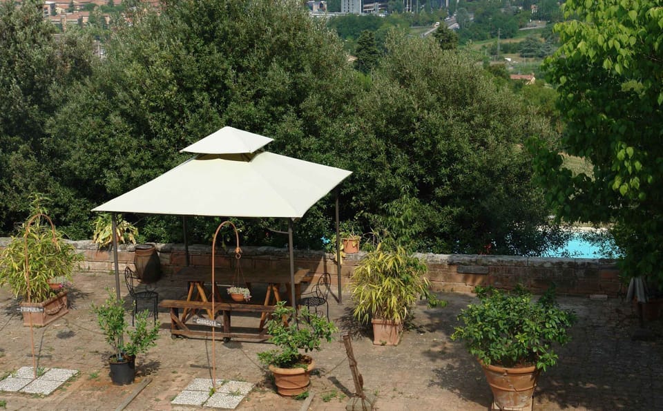 Balcony / Terrace / Patio