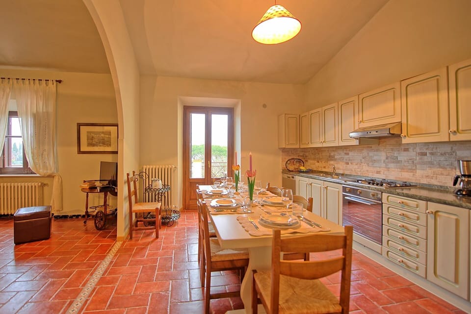 Dining Room, Kitchen