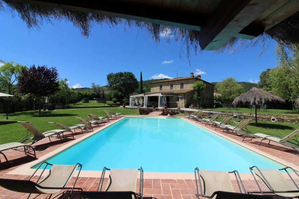 Water, Plant, Sky, Property, Swimming Pool, Azure, Shade, Tree, Leisure, Composite Material