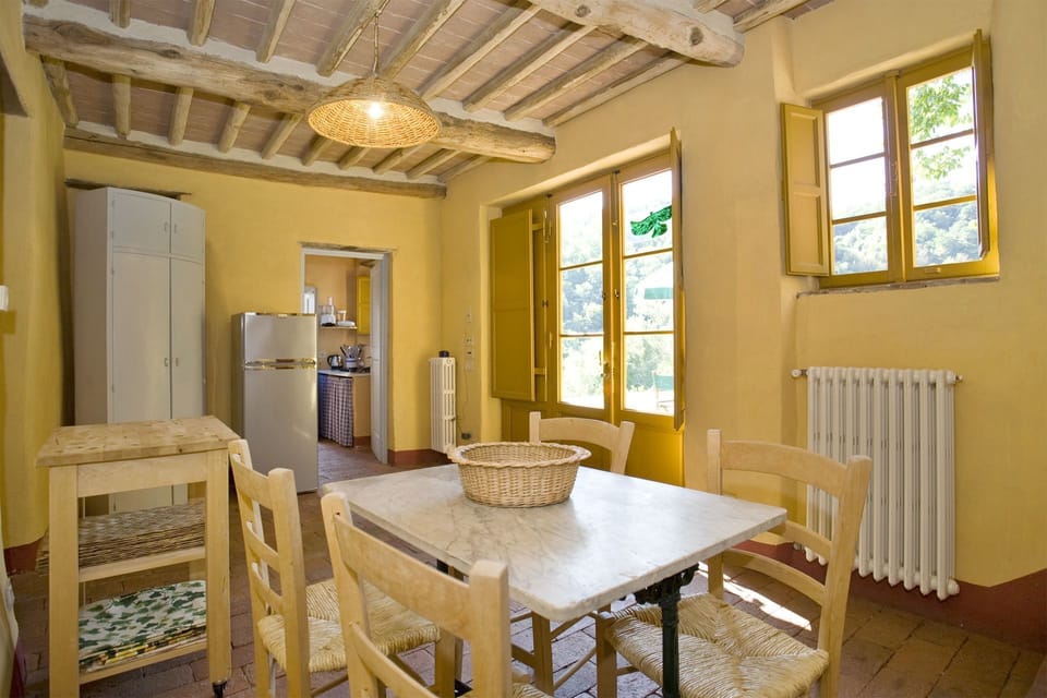 Common Room, Kitchen