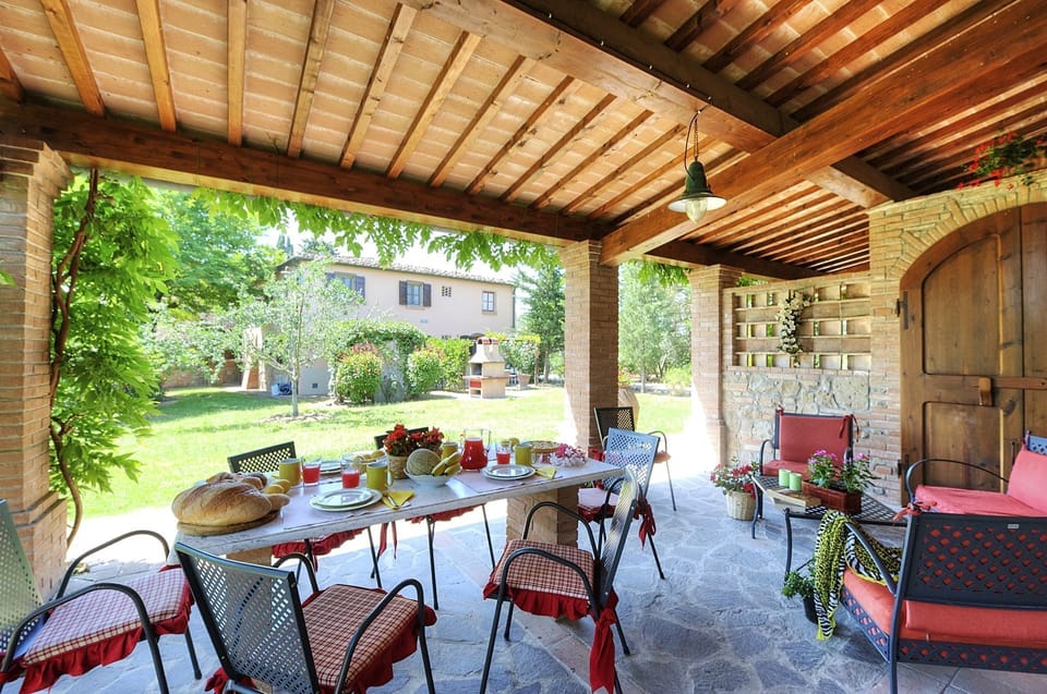 Balcony / Terrace / Patio