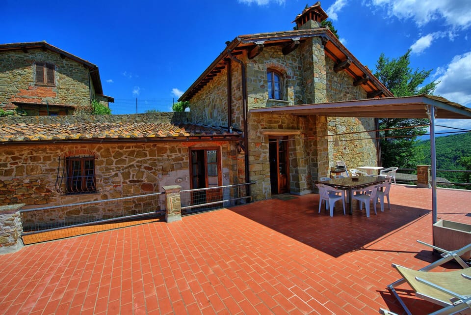 Building Exterior, Outdoor