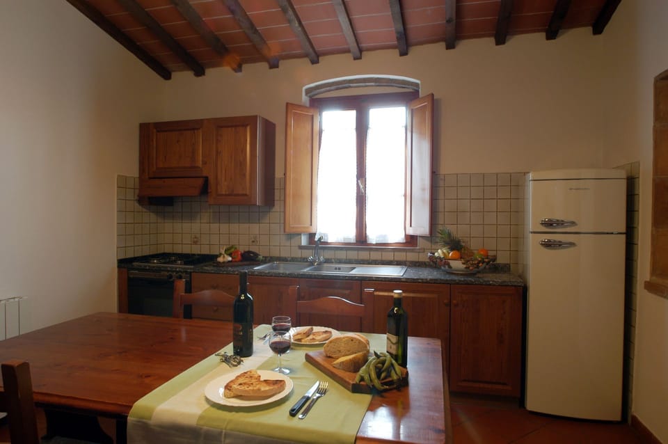 Dining Room, Kitchen