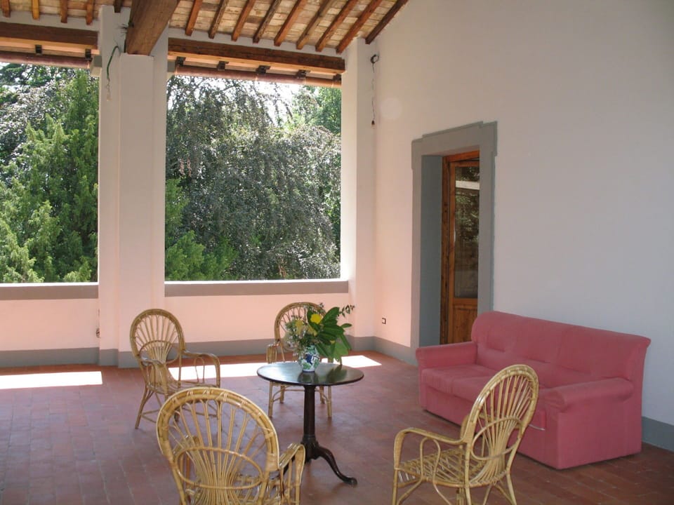Balcony / Terrace / Patio
