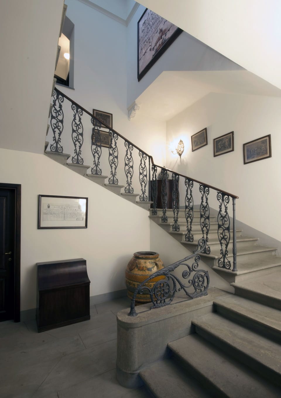 Room Detail