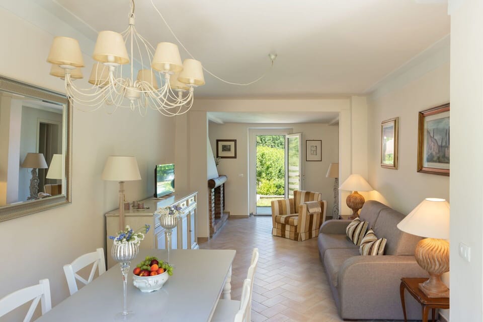 Dining Room, Living Room