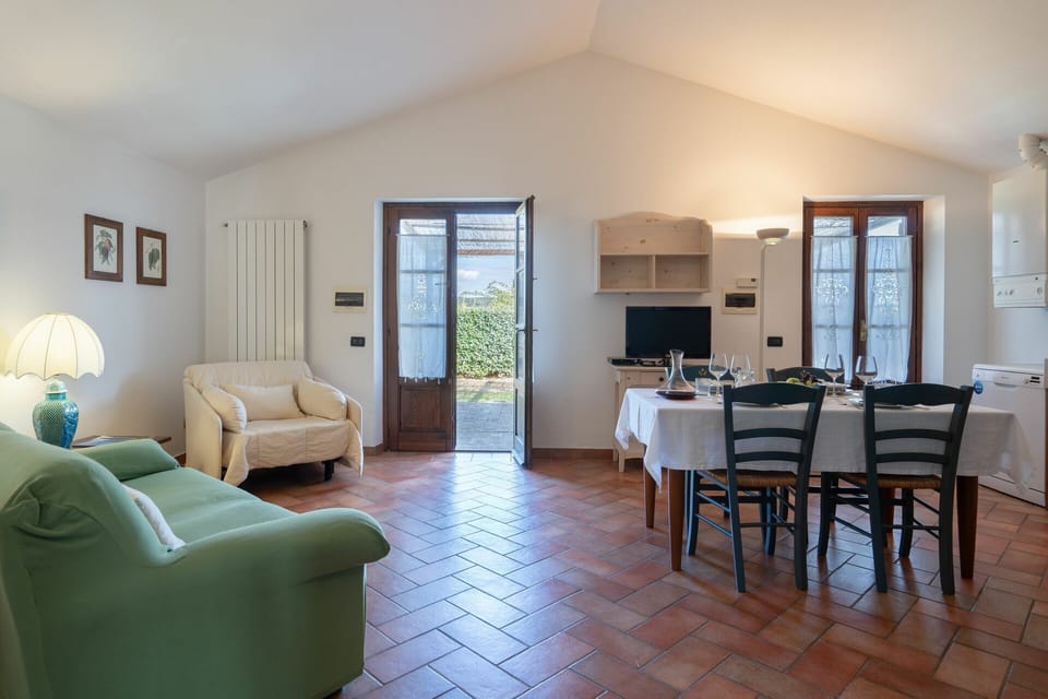 rocche-di-valiano-chianti-castelnuovo-berardenga-ortensia-living-room