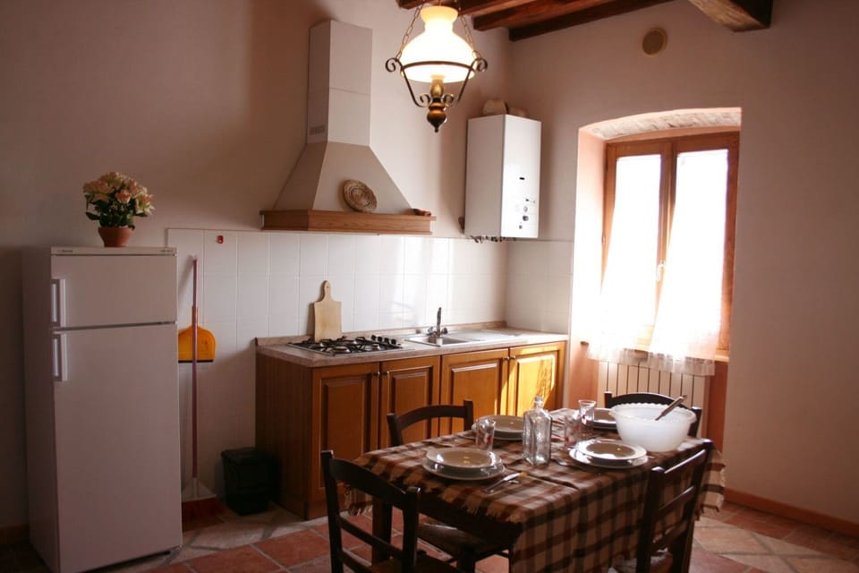 Room, Property, Furniture, Interior Design, Building, Floor, House, Lighting, Ceiling, Table