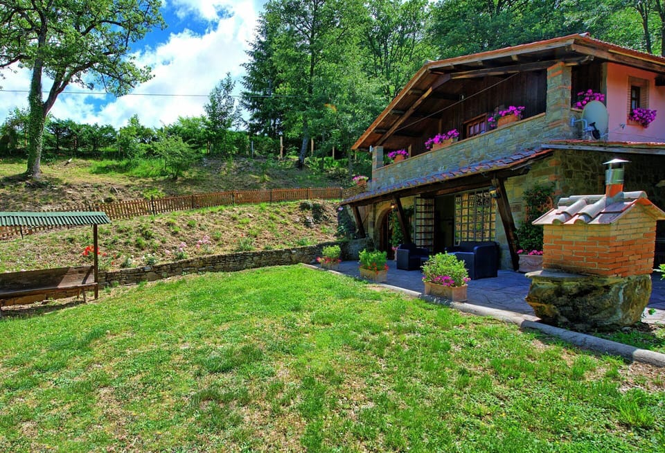 Building Exterior, Garden