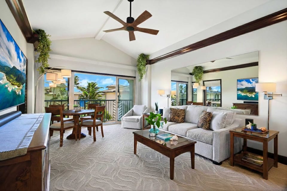 Relaxing Lounge Space with Tropical Views & Smart TV