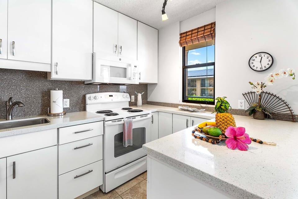 Updated Modern Kitchen with an oven