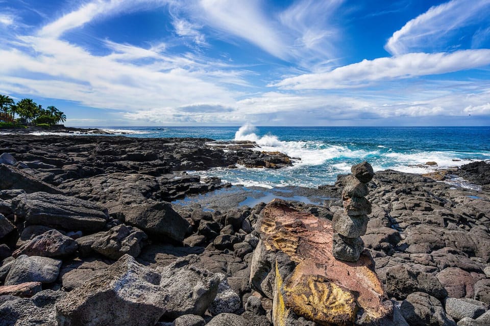 Crashing waves upon the lava rocks
