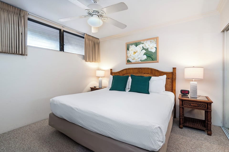 Bedroom with Cal King Bed, Ceiling fan