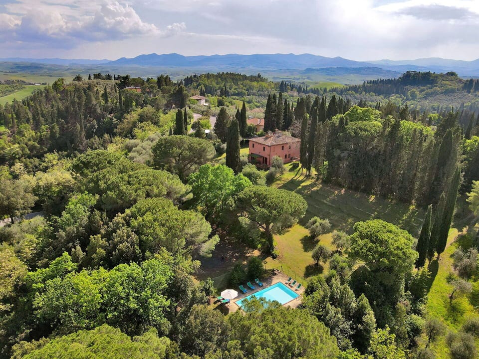 Shrub, Estate, Garden, Plantation, Villa, Eco Hotel, Landscaping, Hacienda, Farmhouse, Mansion