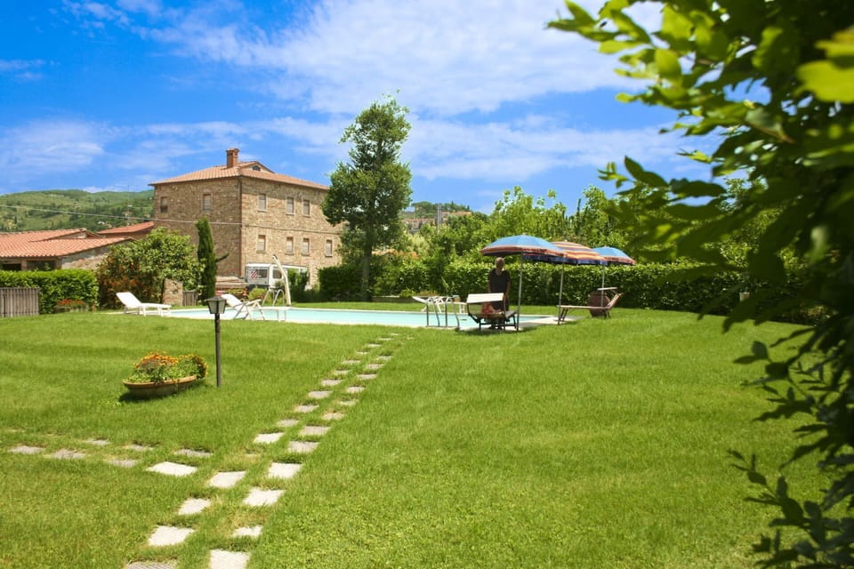 Swimming Pool, Garden, Lawn, Outdoor Furniture, Yard, Backyard, Food, Park, Outdoor Table, Villa