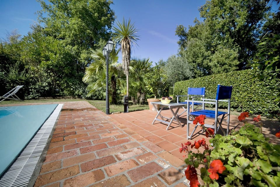 Garden, Pool