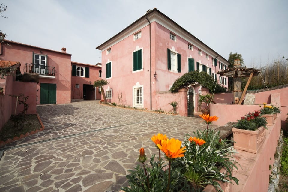 Property, Building, House, Real Estate, Home, Hacienda, Estate, Villa, Room, Architecture