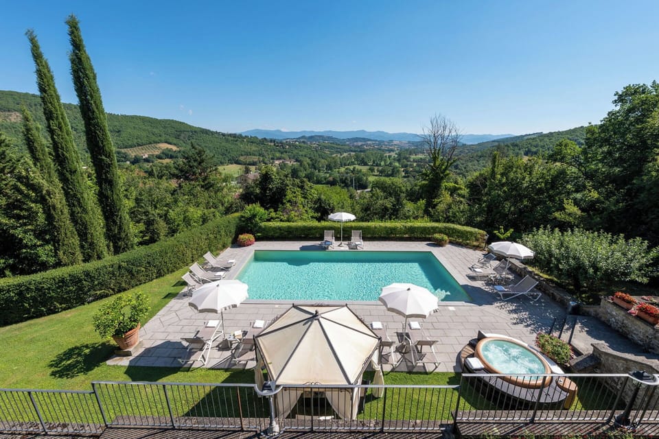 Building Exterior, Garden, Outdoor, Pool