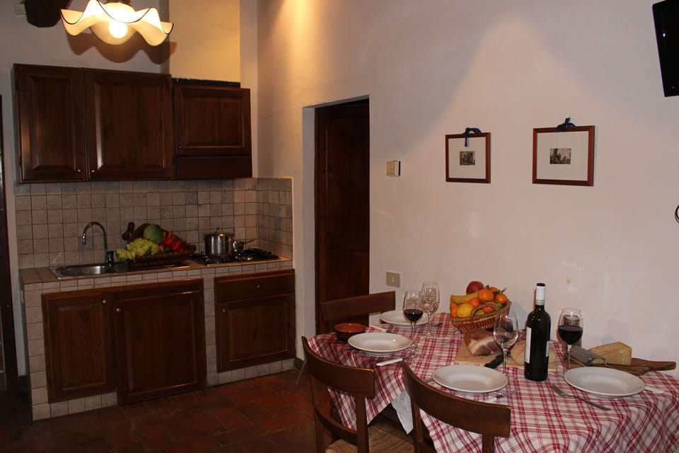 Dining Room, Kitchen