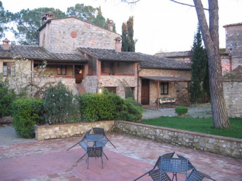 Building Exterior, Outdoor