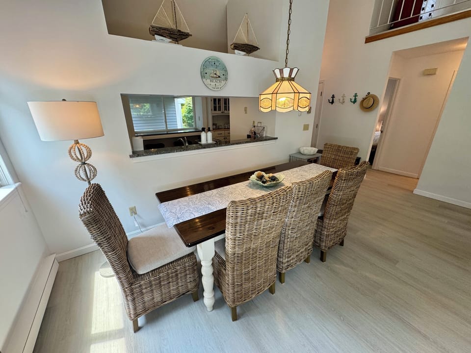 Living Room / Dining Room
