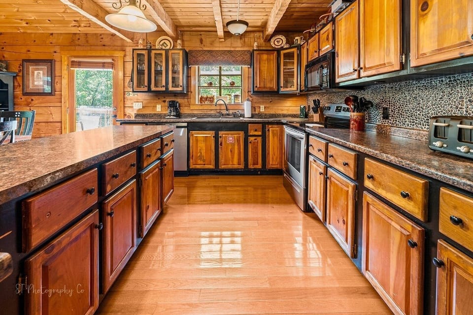 Indoors, Hardwood, Stained Wood, Kitchen, Floor