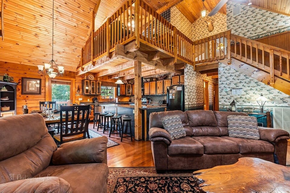 Indoors, Furniture, Living Room, Hardwood, Stained Wood
