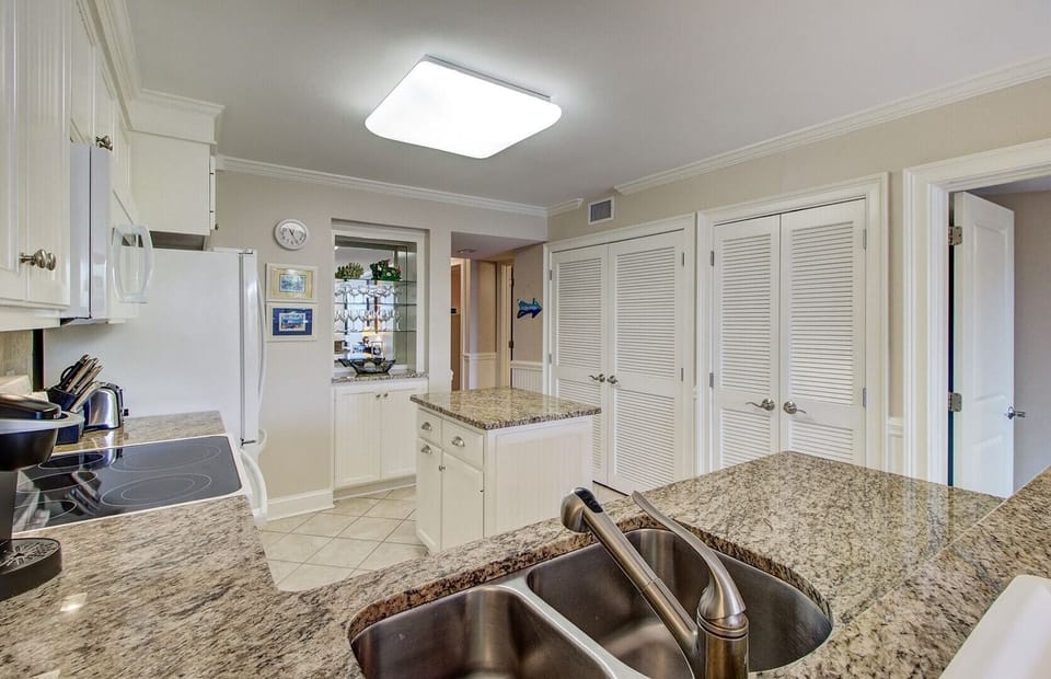 Well equipped kitchen.
