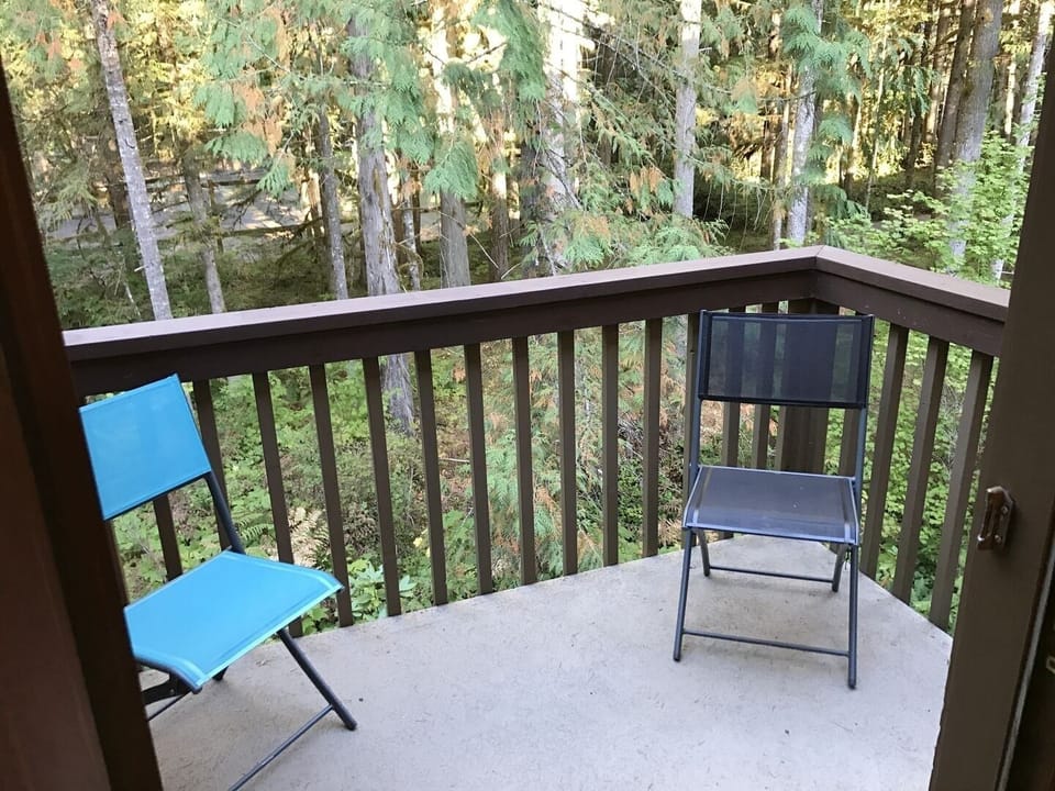 Another view of outside sitting area