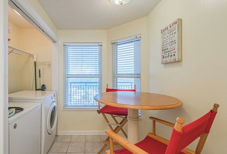 Breakfast Nook