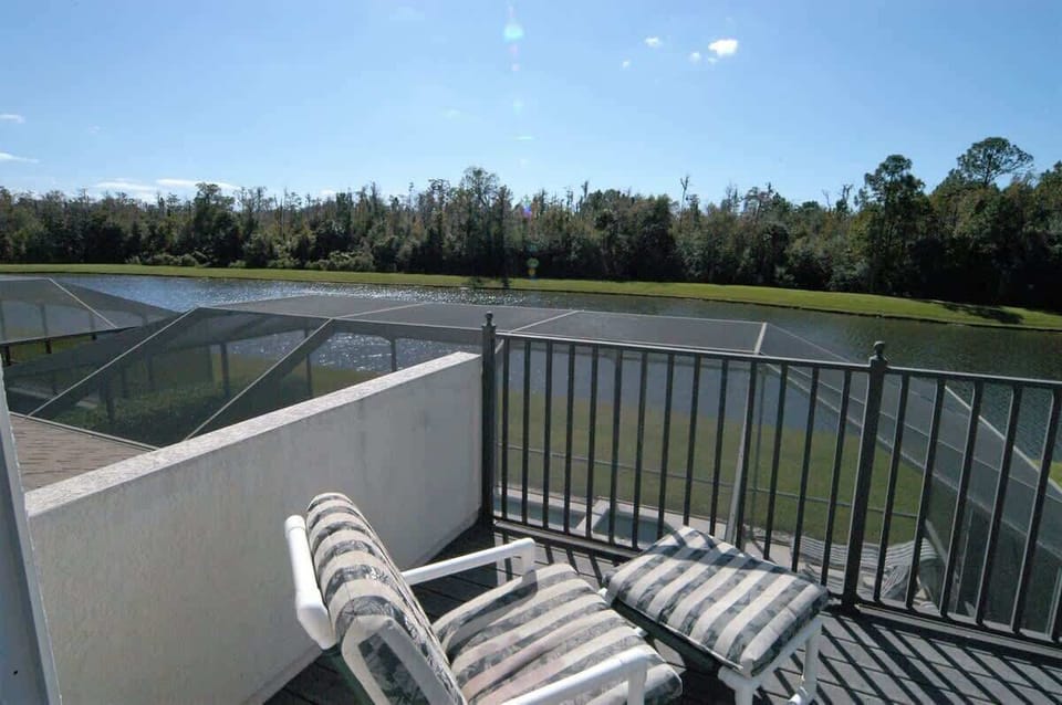 5-Bedroom-Orlando-Vacation-Home-Cumbrian-Lakes-Kissimmee-Florida-near-Disney