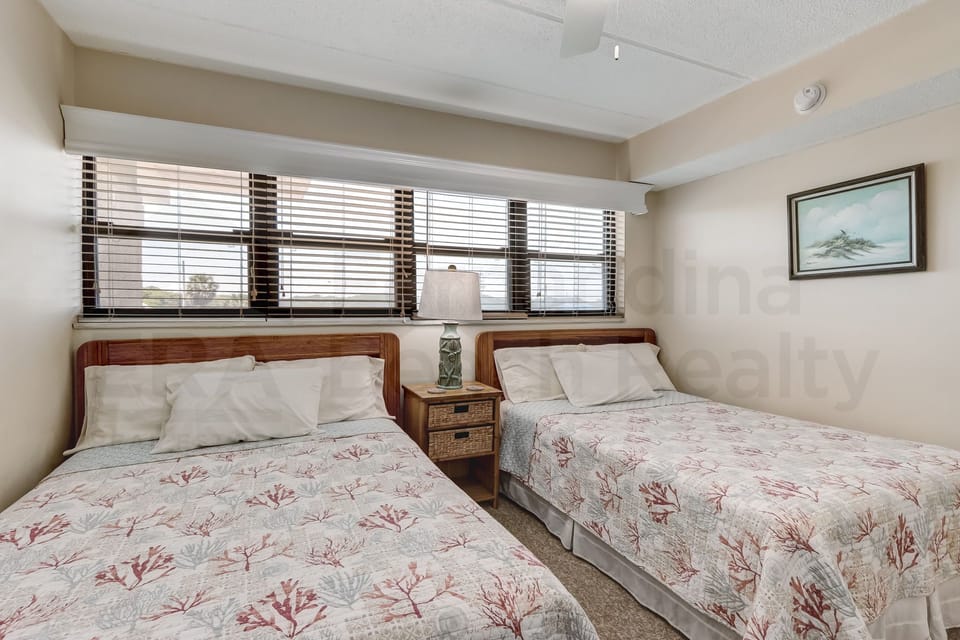 Guest Bedroom #1