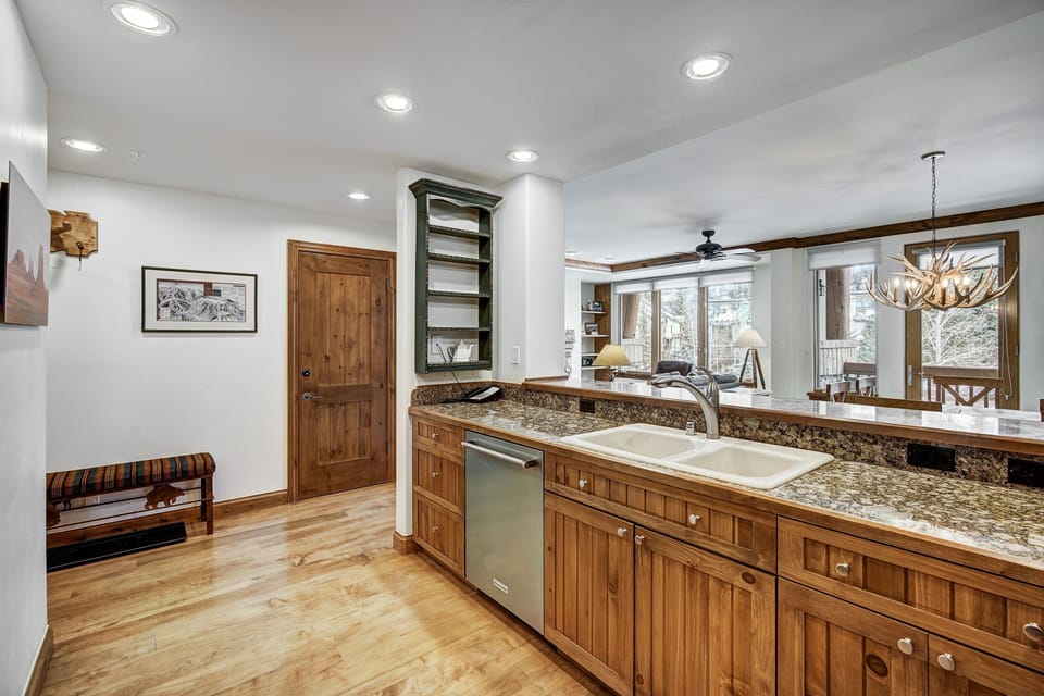 Indoors, Hardwood, Floor, Flooring, Lamp