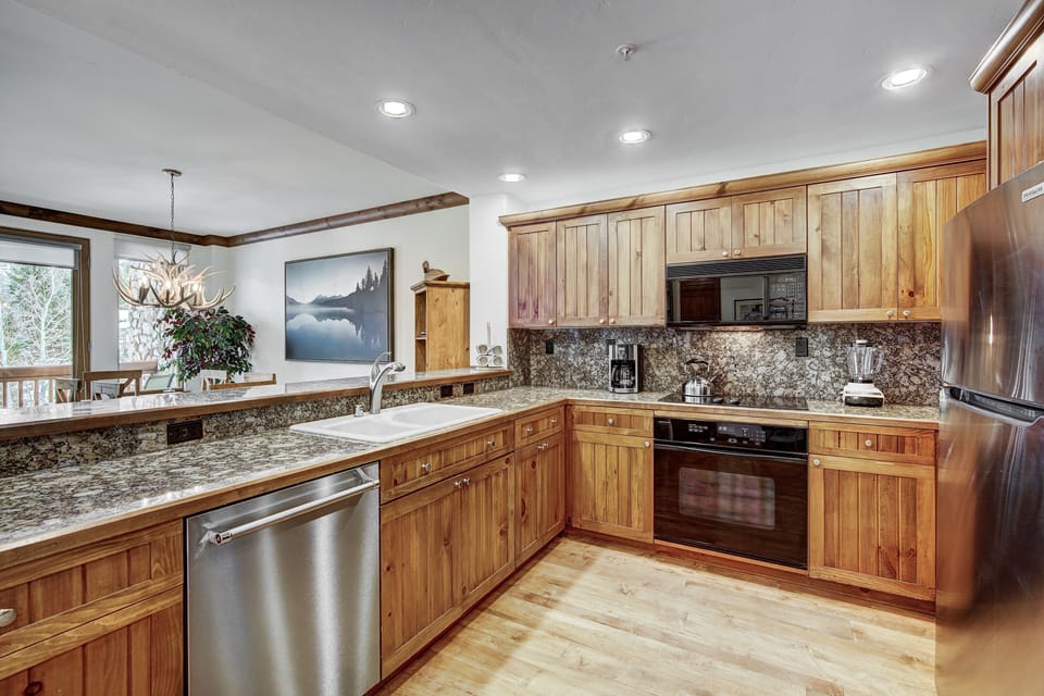 Indoors, Hardwood, Kitchen, Floor, Flooring