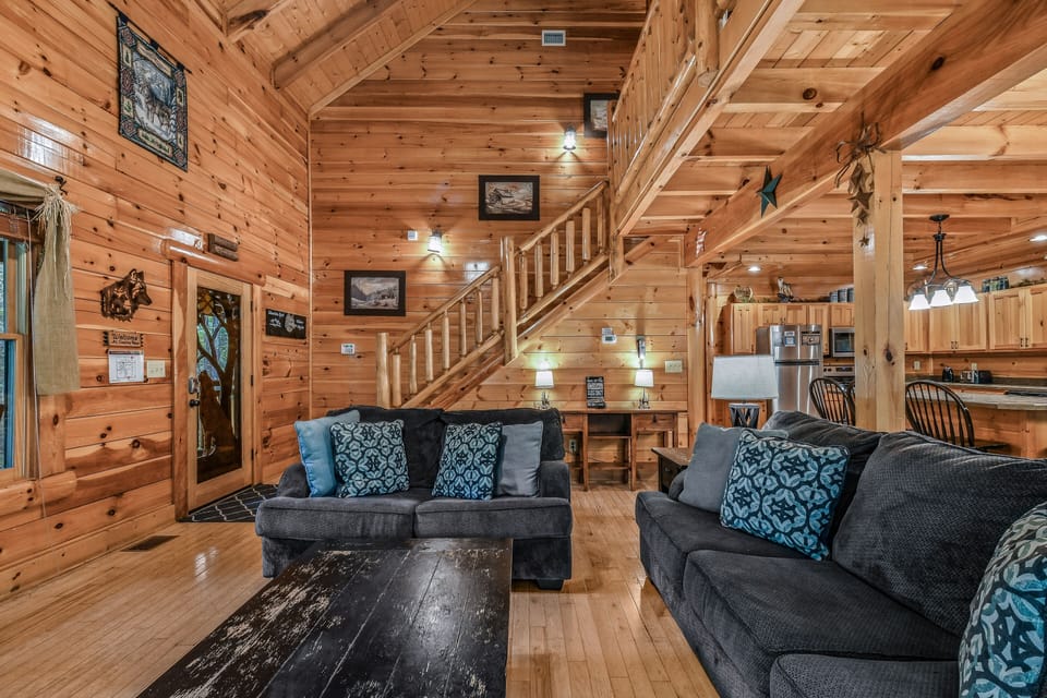 Indoors, Hardwood, Architecture, Building, Furniture