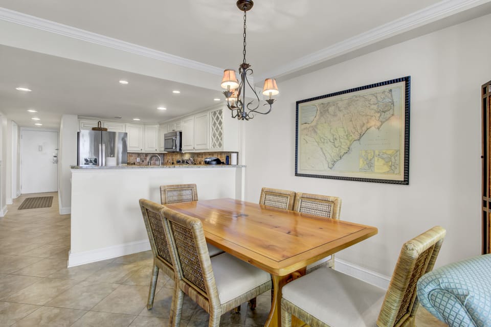 Dining room.