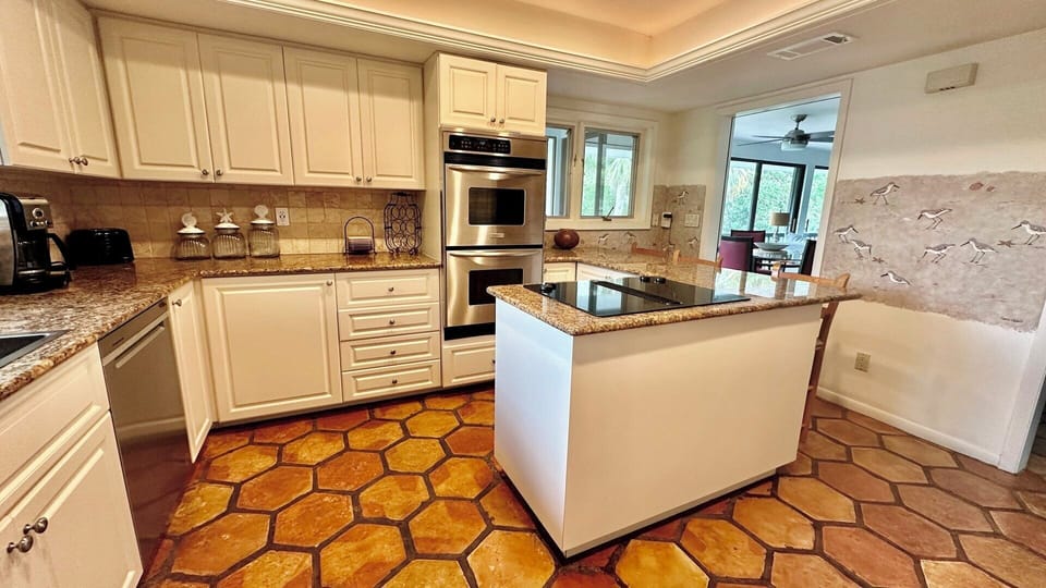 The fully-equipped kitchen.