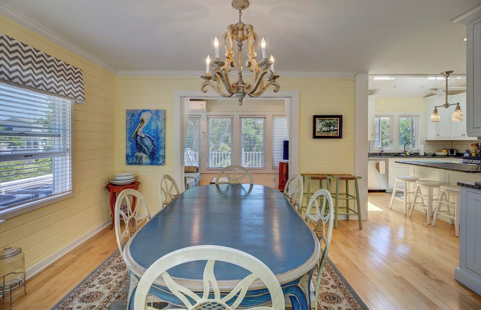 Dining room table seats 6.