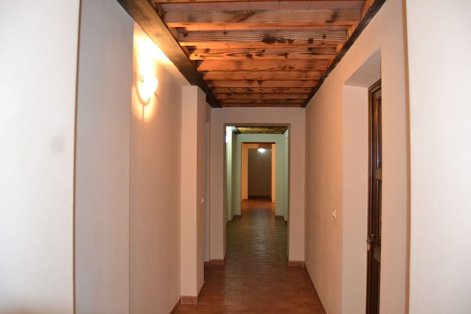 Property, Room, Ceiling, Building, House, Floor, Architecture, Interior Design, Real Estate, Wood