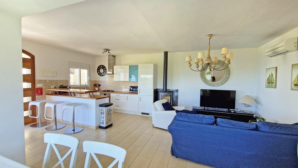 Kitchen-dining room