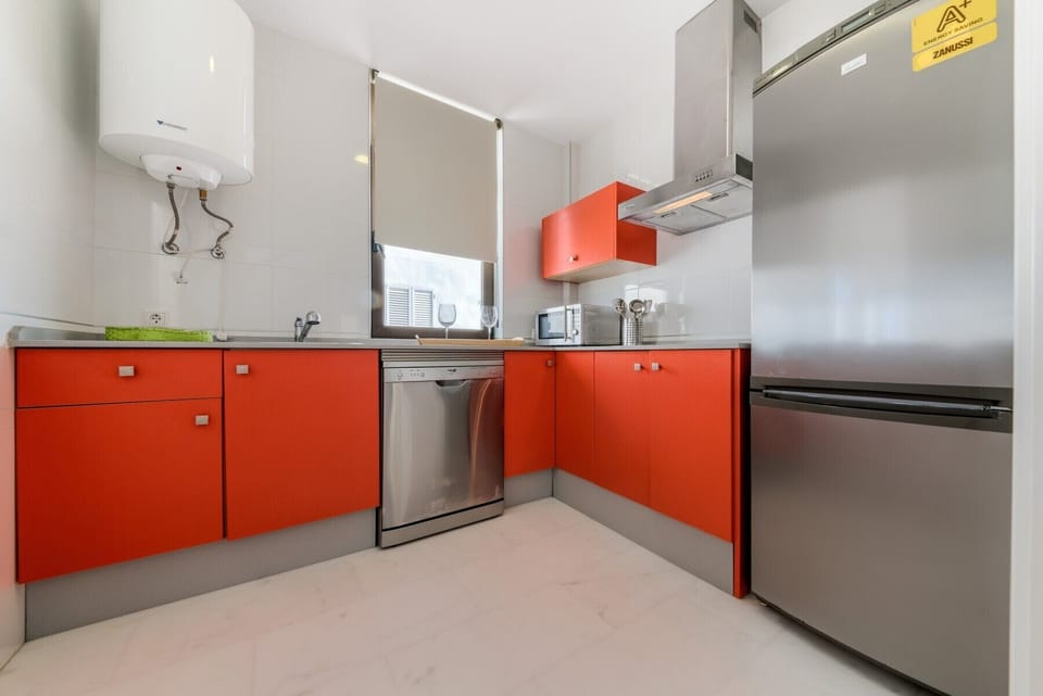 Countertop of Mercurio Apartment 2  kitchen in Villas Flamenco Rentals in Conil