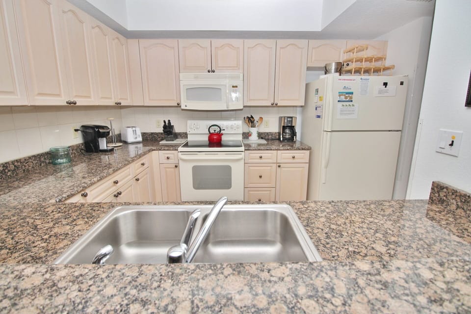 Spacious kitchen