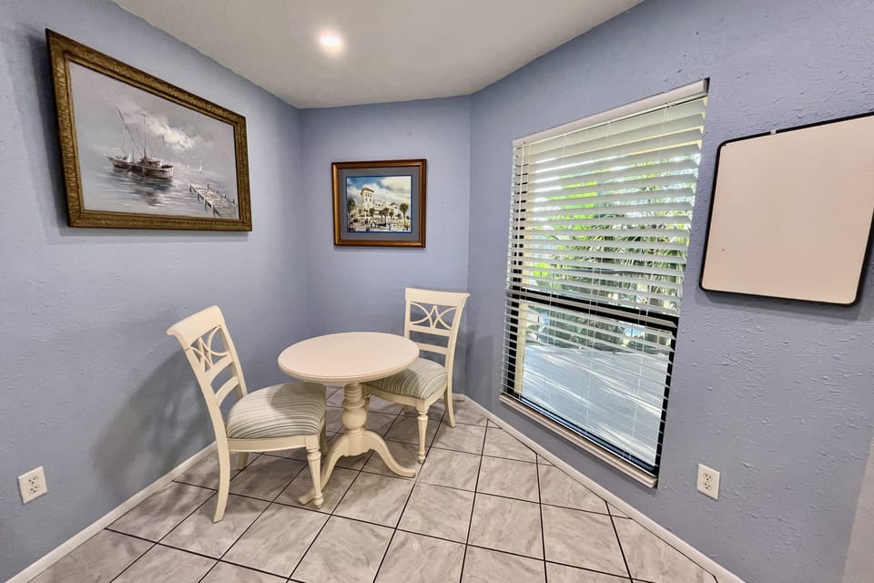 Breakfast nook