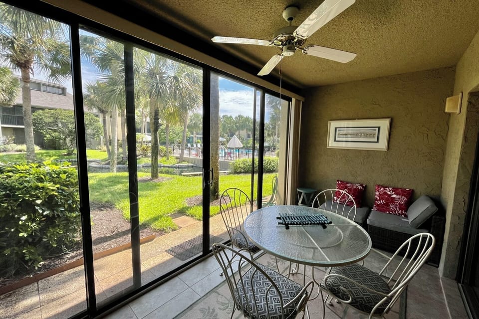enclosed lanai