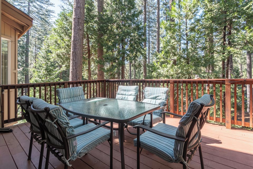 Al Fresco Dining 2