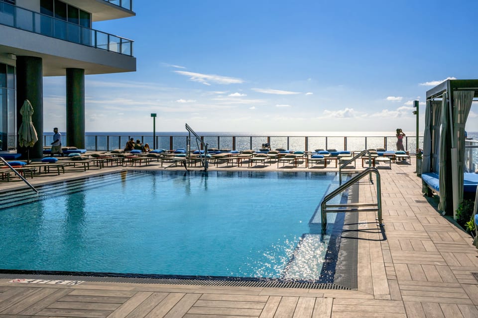 Amazing Sunrise Infinity Pool.