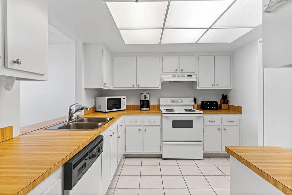 Fully appointed kitchen