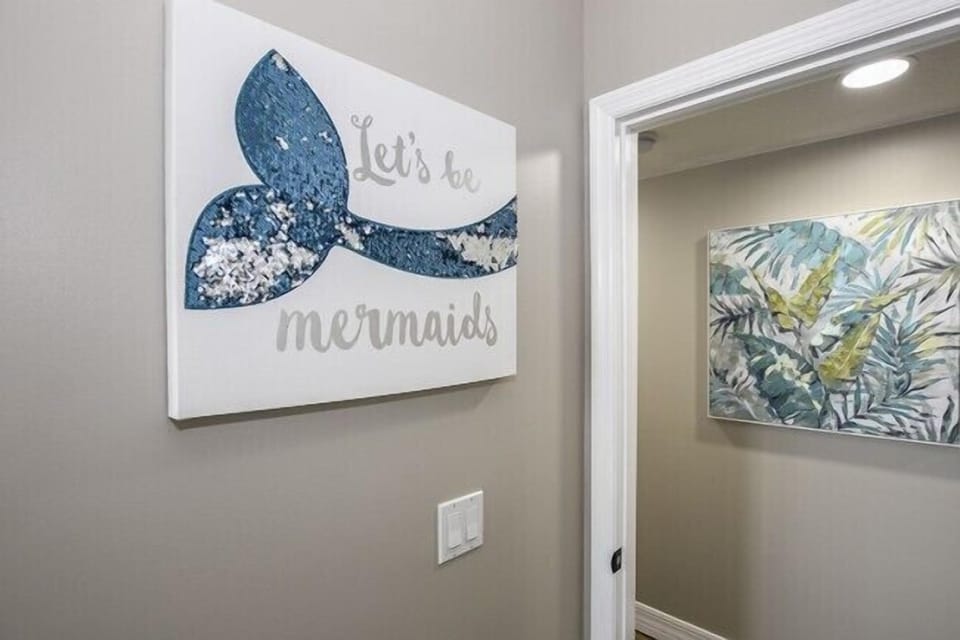 Guest Bedroom #1 - Mermaid Room